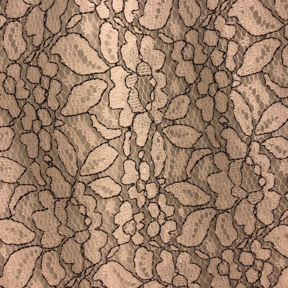Express lace blouse - Picture 2 of 2